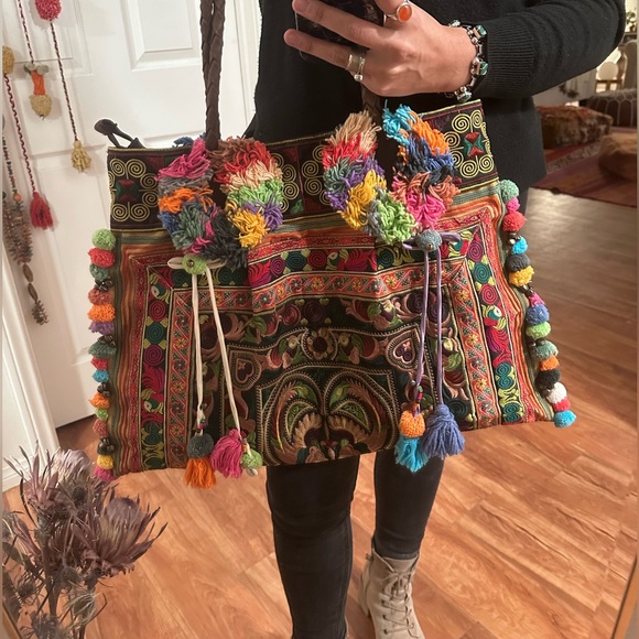 Thailand Tribal Tote Bag | Boho Bag | Pom Pom Bag - Picture 3 of 4